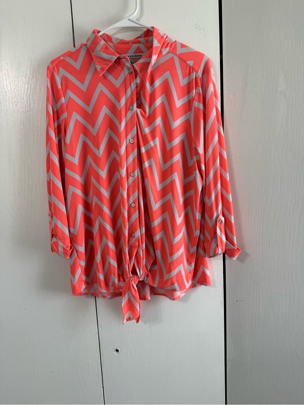 Peter Nygard Coral and Gray Chevron Button-Front Tie Hem Blouse